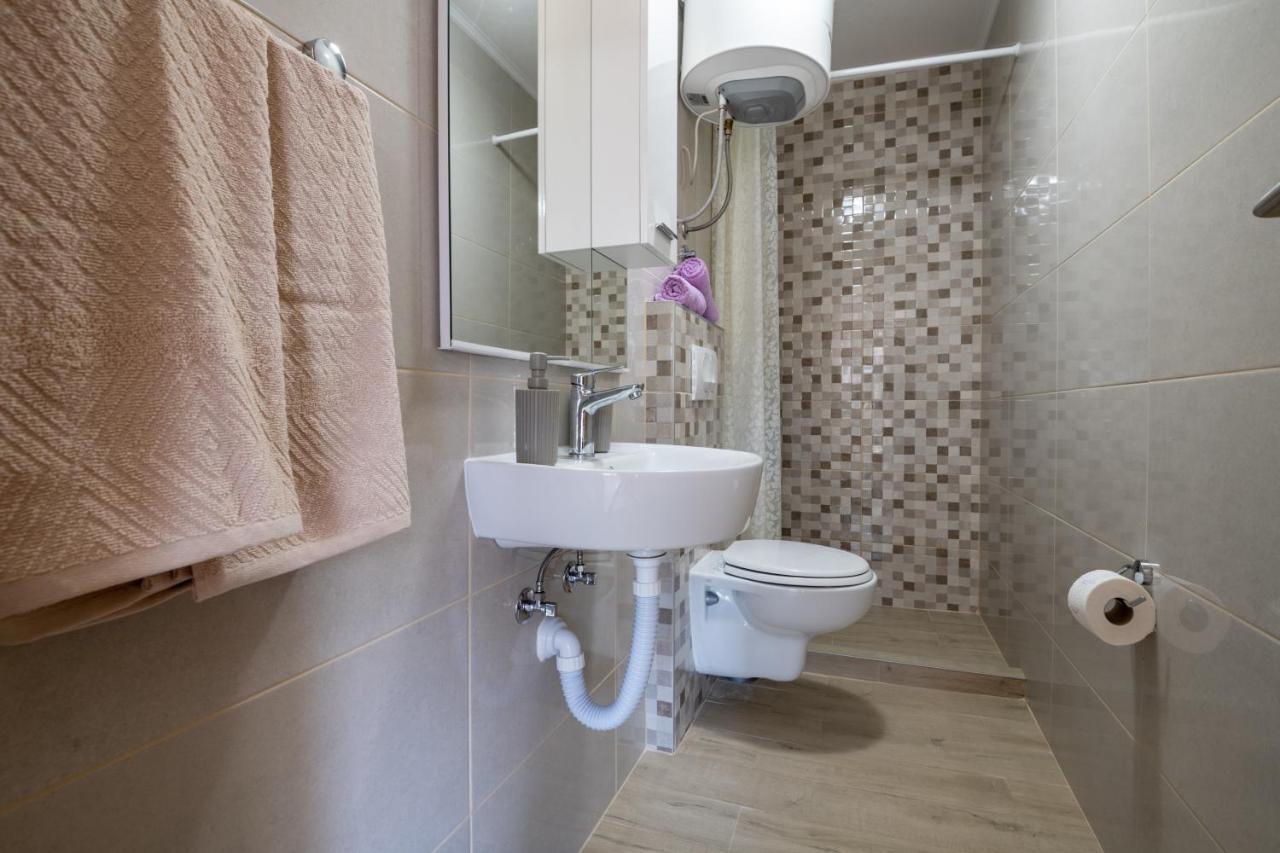 Apartmani Frane 内乌姆 外观 照片
